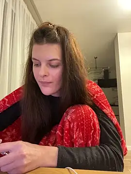 Snapshot of little_belucci chatting on December 16, 3:43 pm little belucci online show from December 16, 3:43 pm