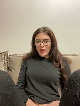Snapshot of little_belucci chatting on January 10, 3:27 pm little belucci online show from January 10, 3:27 pm