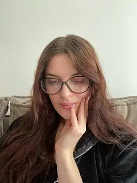 Snapshot of little_belucci chatting on January 31, 10:10 am little belucci online show from January 31, 10:10 am