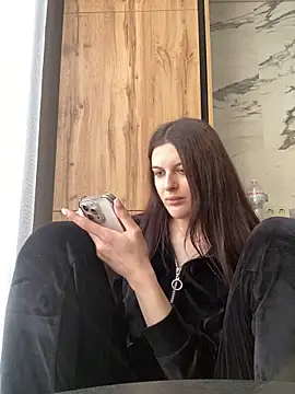 Snapshot of little_belucci chatting on March 1, 9:15 pm little belucci online show from March 1, 9:15 pm