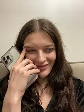 Snapshot of little_belucci chatting on March 6, 5:22 pm little belucci online show from March 6, 5:22 pm