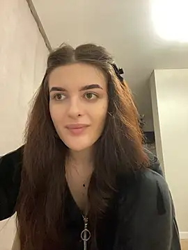 Snapshot of little_belucci chatting on March 12, 5:28 pm little belucci online show from March 12, 5:28 pm
