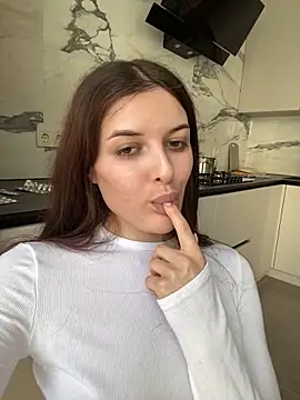 Snapshot of little_belucci chatting on March 22, 12:25 pm little belucci online show from March 22, 12:25 pm