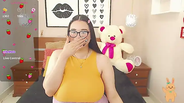 Snapshot of miss_linda_ chatting on January 21, 4:48 pm miss linda online show from January 21, 4:48 pm