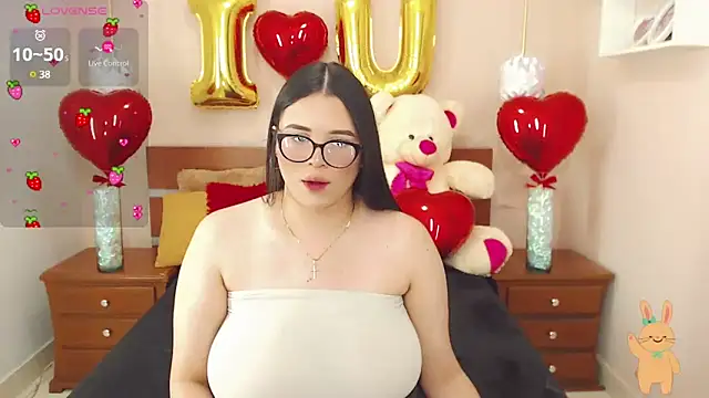 Snapshot of miss_linda_ chatting on February 10, 9:04 pm miss linda online show from February 10, 9:04 pm