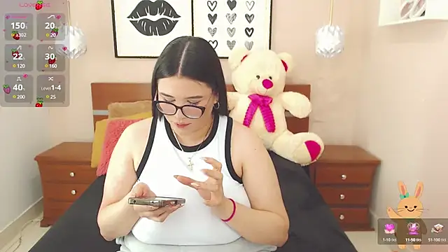 Snapshot of miss_linda_ chatting on February 17, 5:10 pm miss linda online show from February 17, 5:10 pm