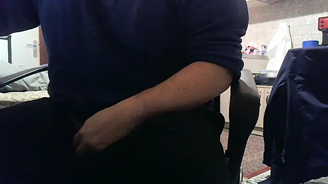 patrasdick94 online show from January 10, 4:53 pm