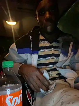 Bigdickbandit205 online show from November 24, 11:37 pm