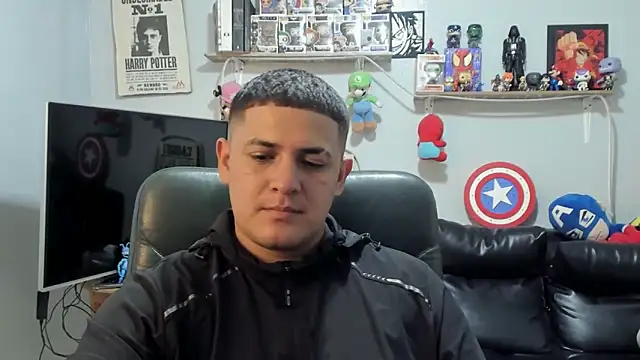 Snapshot of ney_22 chatting on February 28, 3:29 am ney 22 online show from February 28, 3:29 am