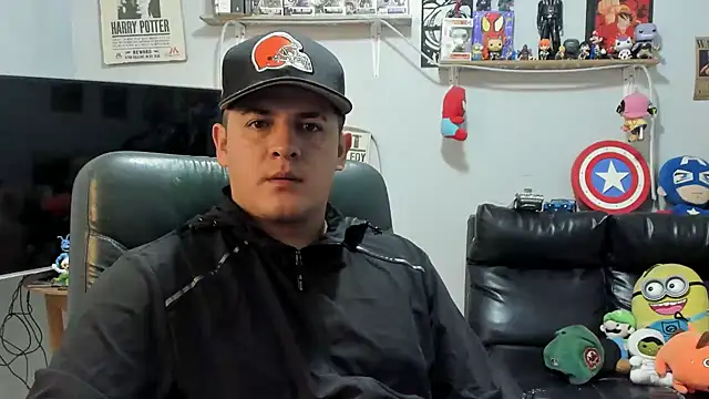 Snapshot of ney_22 chatting on March 10, 8:52 am ney 22 online show from March 10, 8:52 am