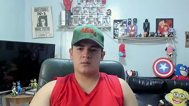 Snapshot of ney_22 chatting on March 23, 1:37 pm ney 22 online show from March 23, 1:37 pm