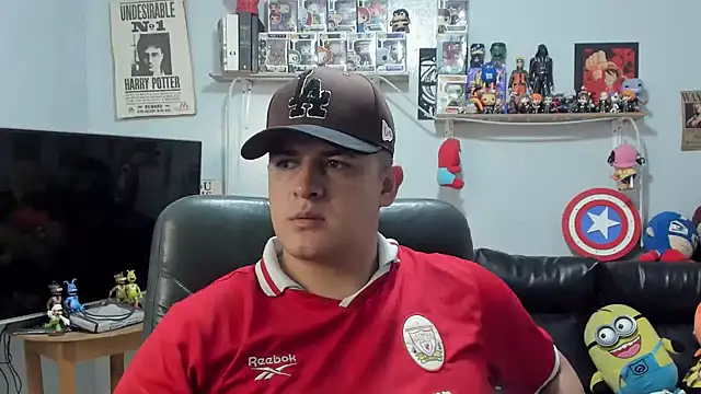 Snapshot of ney_22 chatting on April 1, 12:50 pm ney 22 online show from April 1, 12:50 pm