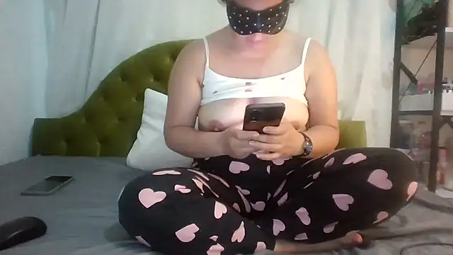 insatiableeee online show from May 29, 8:51 pm