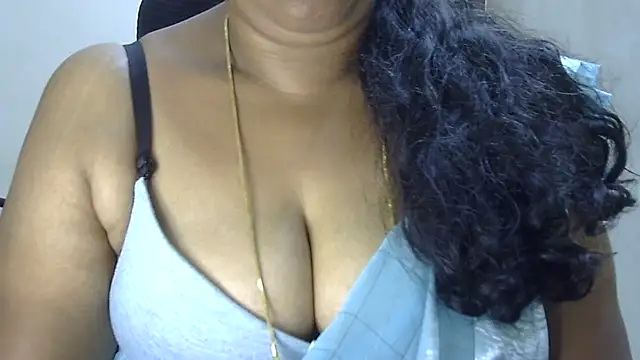 Snapshot of Nithya_forever chatting on December 22, 8:58 pm Nithya forever online show from December 22, 8:58 pm