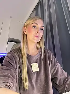 HotyPlays online show from January 28, 4:30 pm