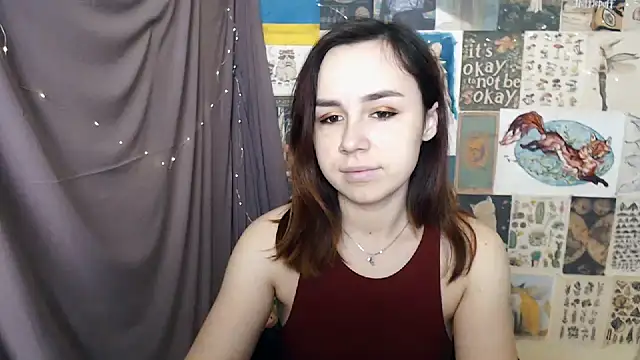 VeryVeryVeryShy  online show from December 5, 6:32 am