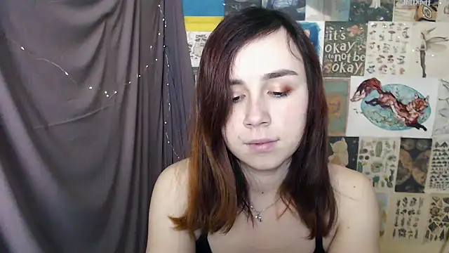 VeryVeryVeryShy  online show from December 7, 9:39 am