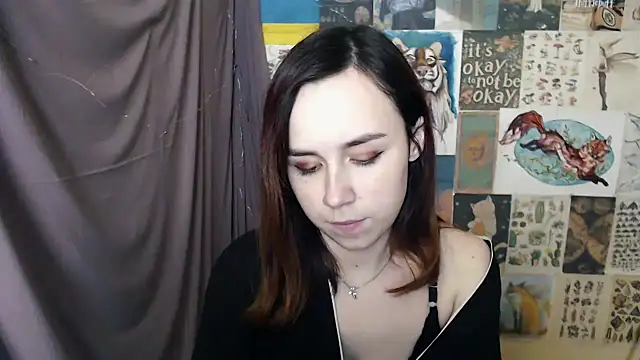 VeryVeryVeryShy  online show from December 10, 10:28 am