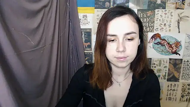 VeryVeryVeryShy  online show from December 19, 6:45 am