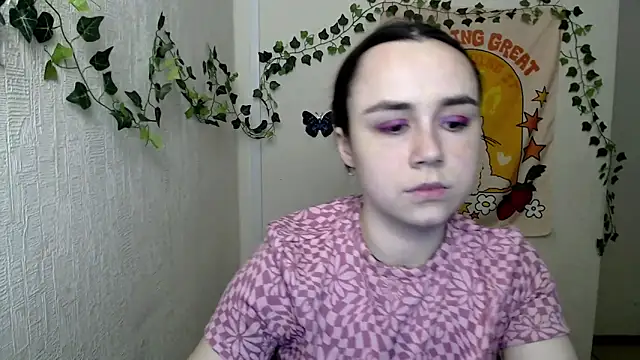 VeryVeryVeryShy  online show from February 28, 6:36 am