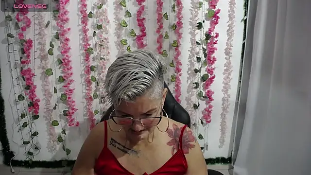 bety-cum2 online show from February 4, 1:38 pm