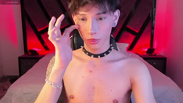 AndyWiilliams online show from February 12, 10:16 pm