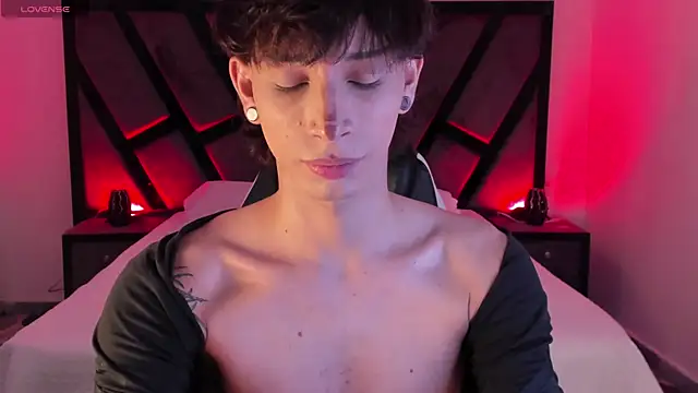 AndyWiilliams online show from April 4, 10:29 pm