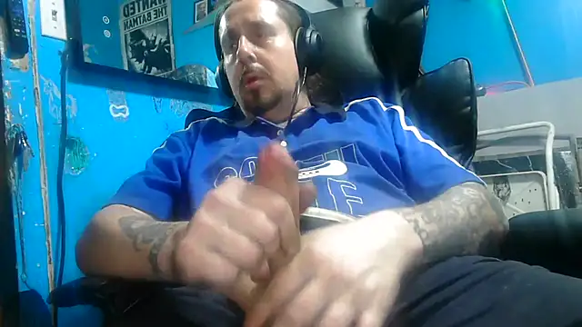 faded206 online show from July 25, 10:35 am