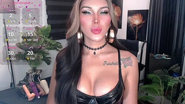 Snapshot of Your_Sex_EnchantressXx chatting on January 18, 10:30 am Your Sex EnchantressXx online show from January 18, 10:30 am