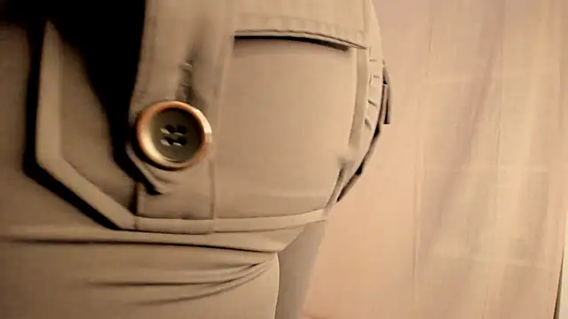 hee jeen online show from January 22, 5:06 pm