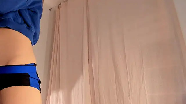 hee jeen online show from January 24, 2:08 pm