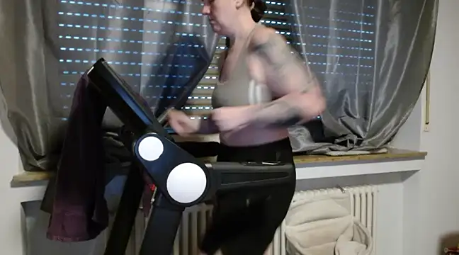 Snapshot of wetgerman_2 chatting on January 23, 2:28 pm wetgerman 2 online show from January 23, 2:28 pm