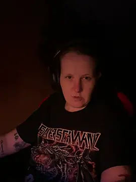 Snapshot of wetgerman_2 chatting on February 6, 10:21 pm wetgerman 2 online show from February 6, 10:21 pm