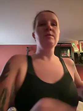 Snapshot of wetgerman_2 chatting on February 12, 5:58 pm wetgerman 2 online show from February 12, 5:58 pm
