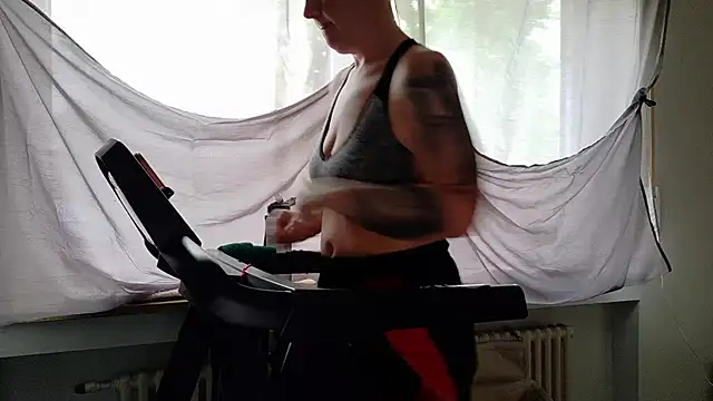 wetgerman 2 online show from May 8, 6:08 am
