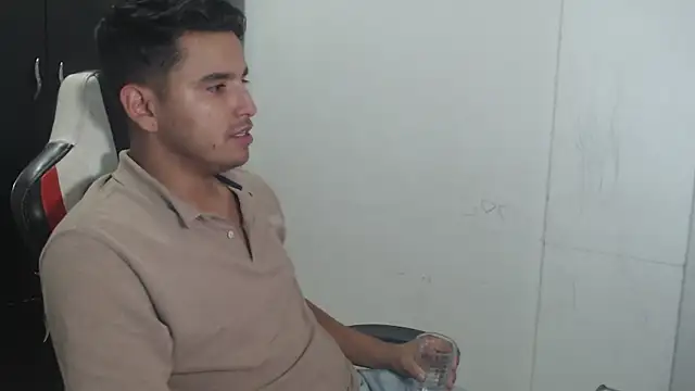 kylian 07 online show from December 4, 3:05 am