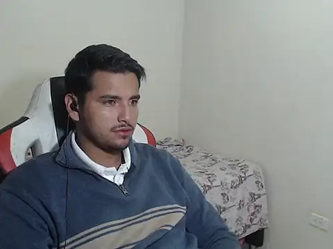 Snapshot of kylian_07 chatting on March 9, 2:48 am kylian 07 online show from March 9, 2:48 am