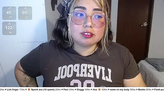 yini angel online show from June 12, 2:43 am