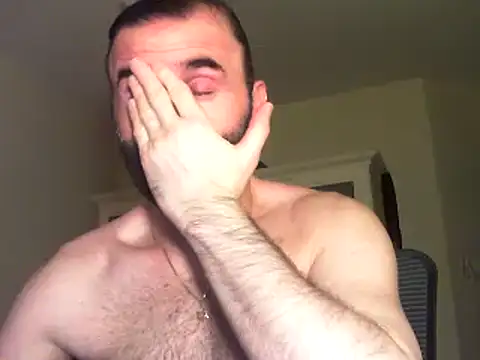 Snapshot of oneman555@xh chatting on September 20, 3:40 am oneman555xh online show from September 20, 3:40 am