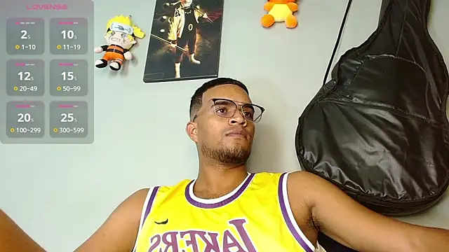 Bigcock 21cm  online show from October 14, 7:14 pm