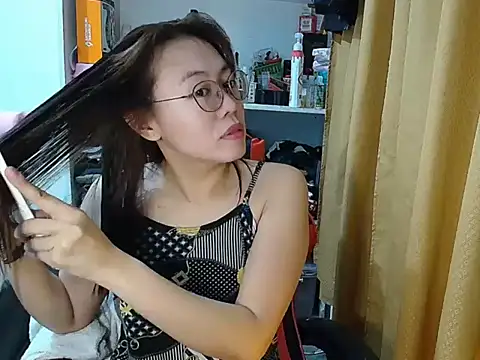 crizzybel online show from December 20, 7:15 am