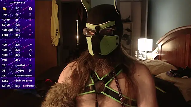 kinkywolf429 online show from October 27, 3:10 am