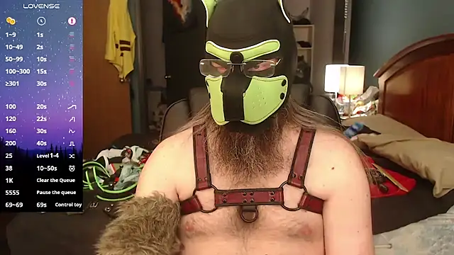 kinkywolf429 online show from May 15, 9:22 pm