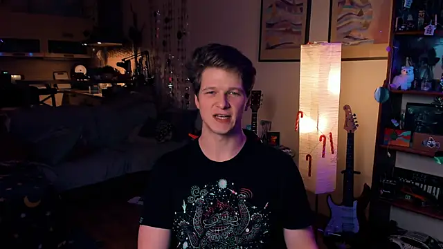 Snapshot of Breston_Sweet chatting on December 20, 10:00 pm Breston Sweet online show from December 20, 10:00 pm