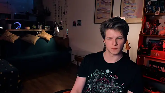 Snapshot of Breston_Sweet chatting on December 21, 10:30 pm Breston Sweet online show from December 21, 10:30 pm