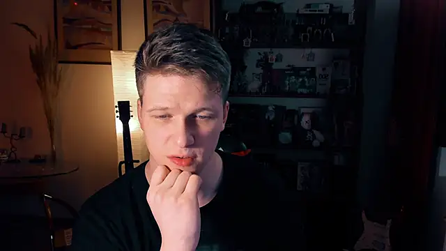 Snapshot of Breston_Sweet chatting on February 12, 7:45 pm Breston Sweet online show from February 12, 7:45 pm