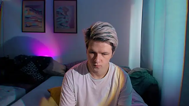 Snapshot of Breston_Sweet chatting on September 17, 2:41 pm Breston Sweet online show from September 17, 2:41 pm