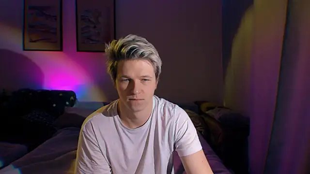 Snapshot of Breston_Sweet chatting on September 23, 7:06 pm Breston Sweet online show from September 23, 7:06 pm