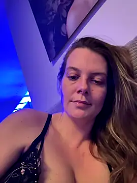 newMichelle online show from December 15, 6:56 pm