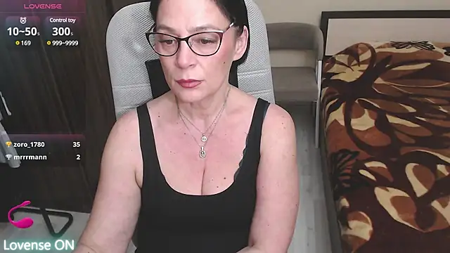 Snapshot of BelovedLady chatting on February 10, 5:52 pm BelovedLady online show from February 10, 5:52 pm